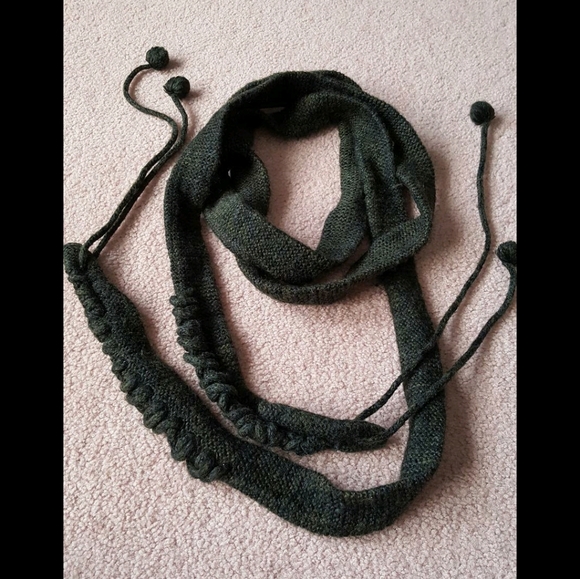 Long knit pompom scarf - Picture 1 of 1